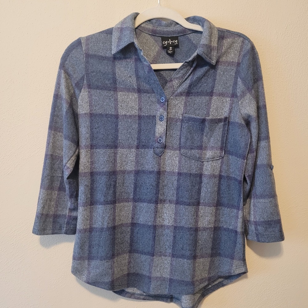 Ladies Cozy Knit Button Up Long Sleeves Shirt SMALL‎ Blue Purple